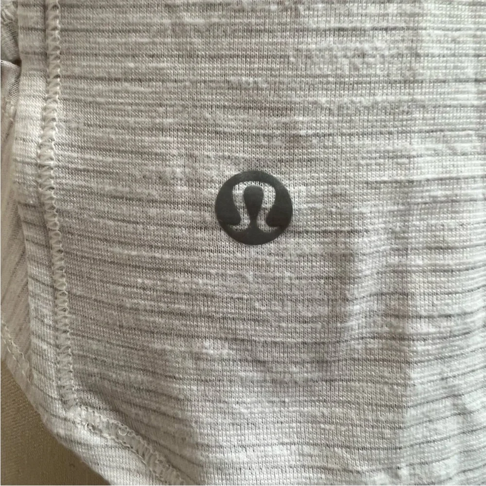 Lululemon Var-City Muscle Tank Heathered White